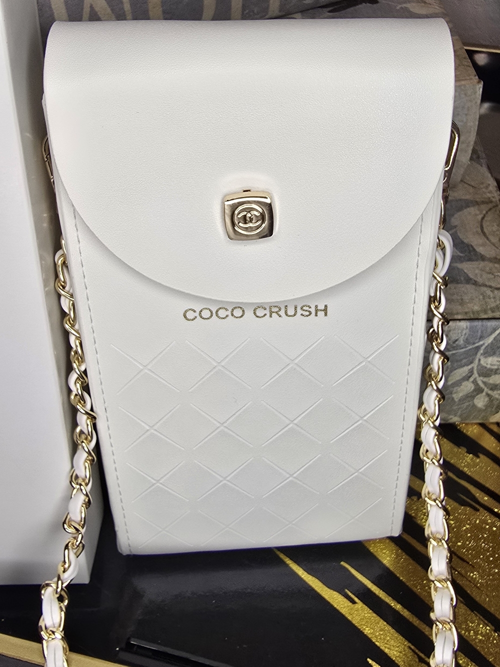 Gwp CHANEL CoCo Crush White Crossbody Phone Bag - Gem